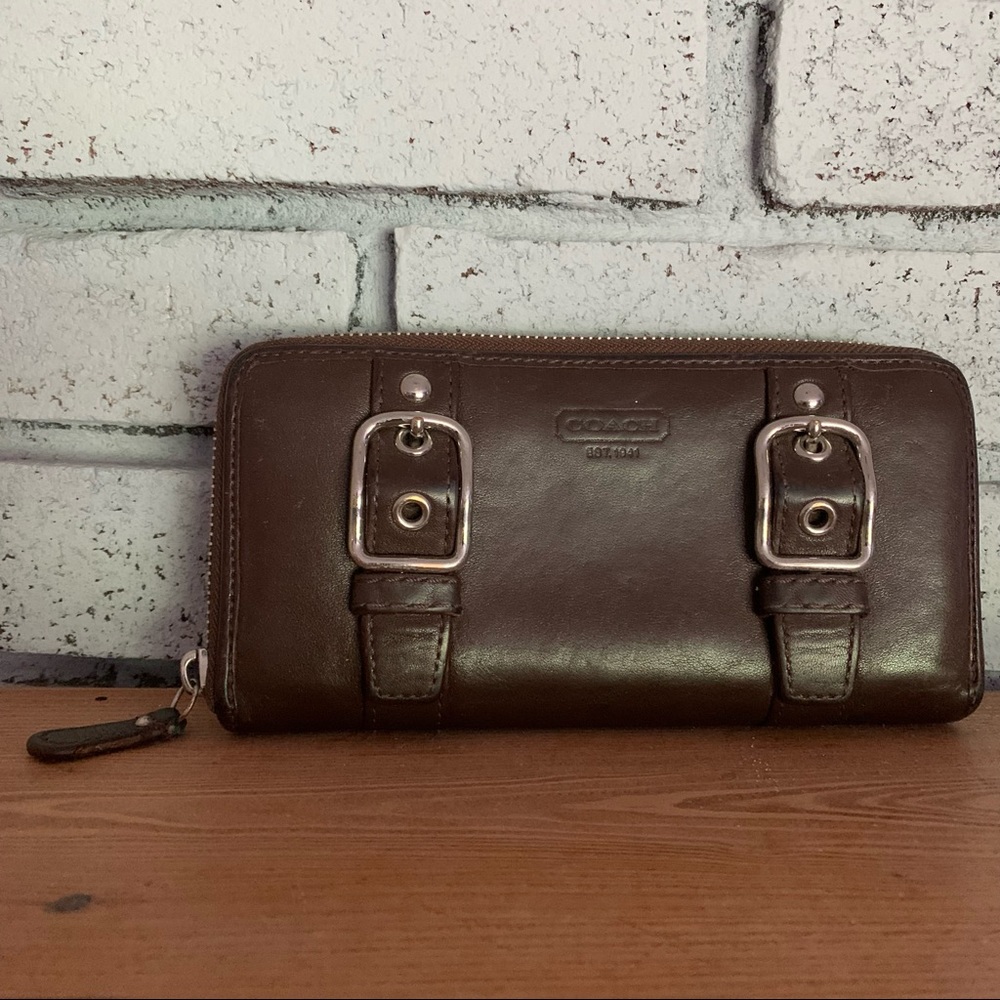 Coach Buckle Wallet